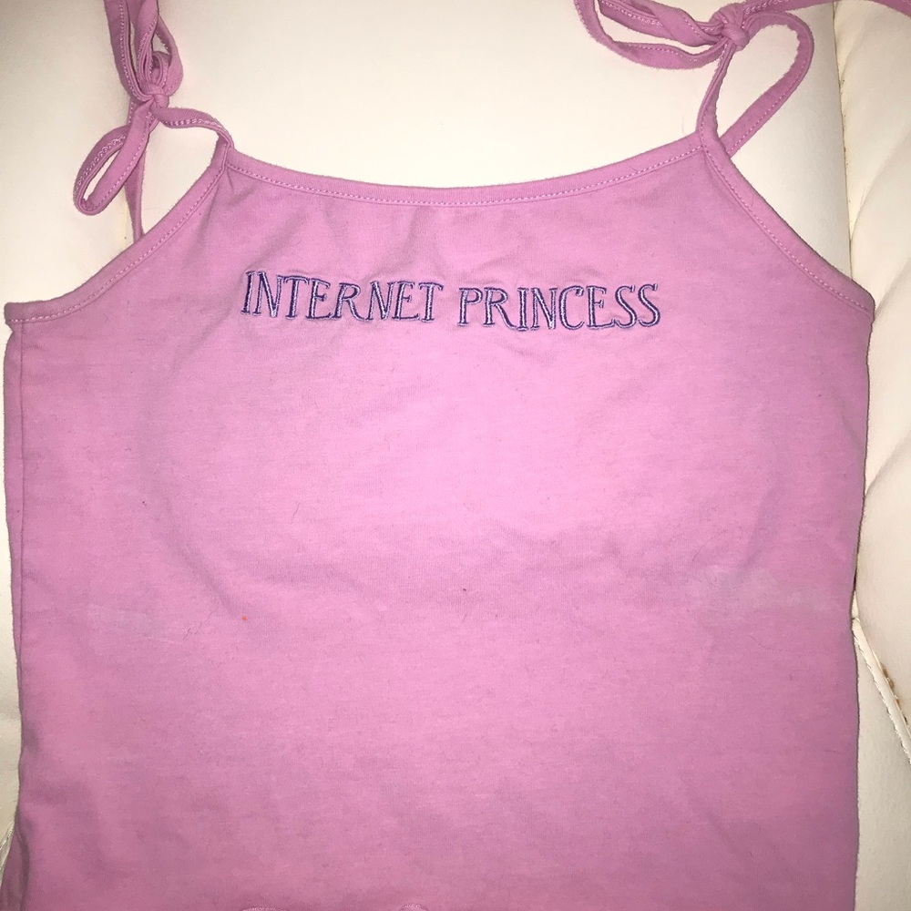 internet princess top